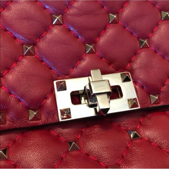 Chain Rockstud Spike Red Cross body bag - Picture 7 of 14